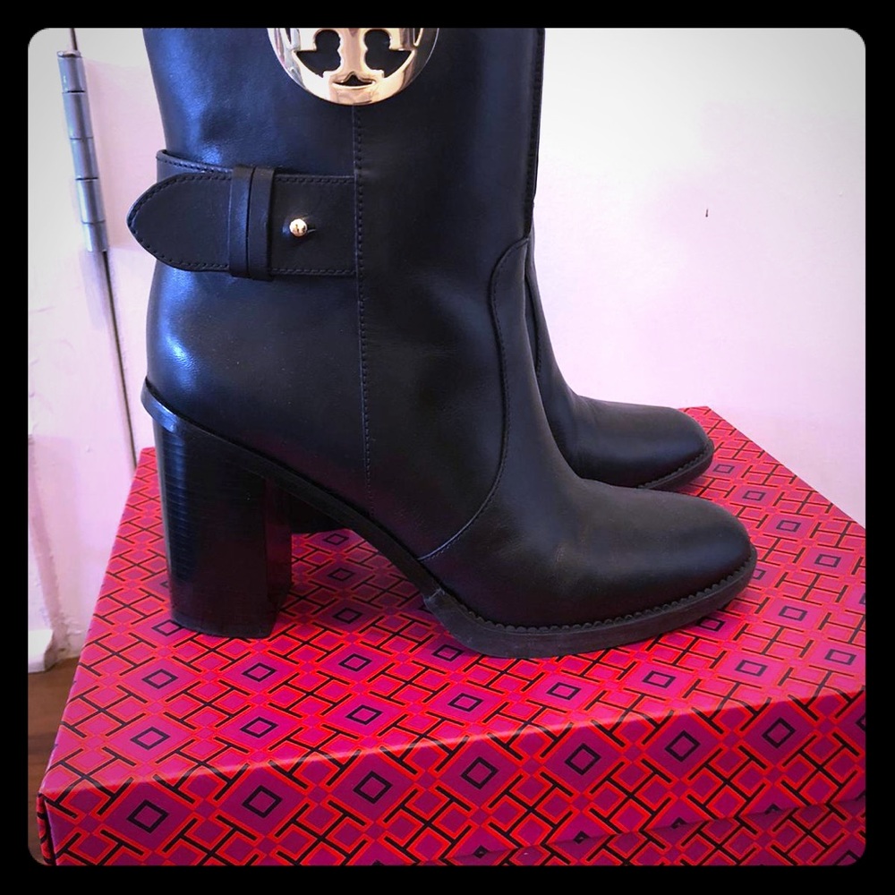 Tory Burch Sidney booties